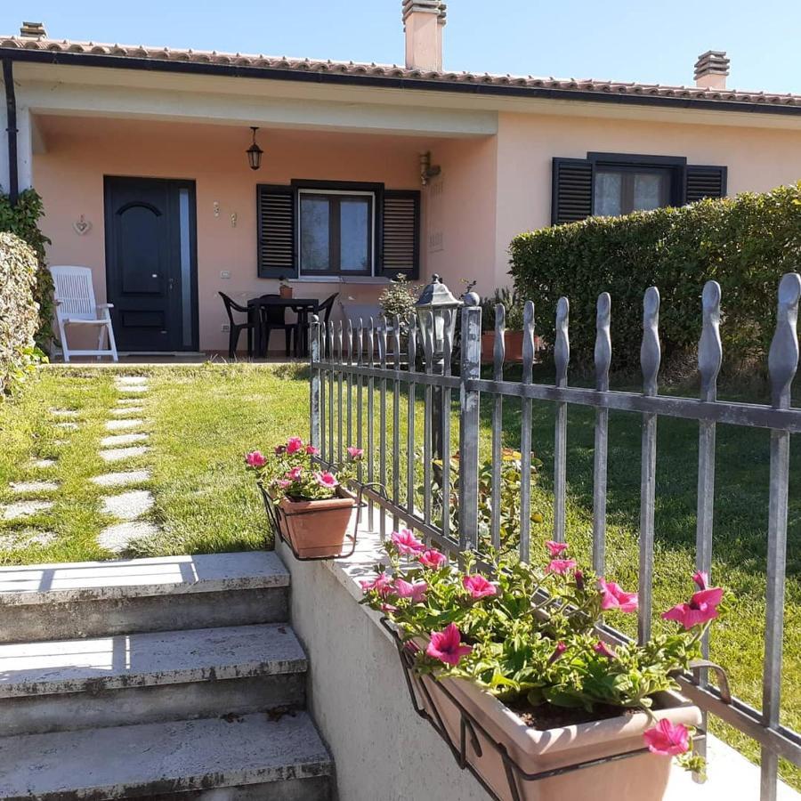 Residence Ai Campi Da Golf Saturnia Exteriér fotografie