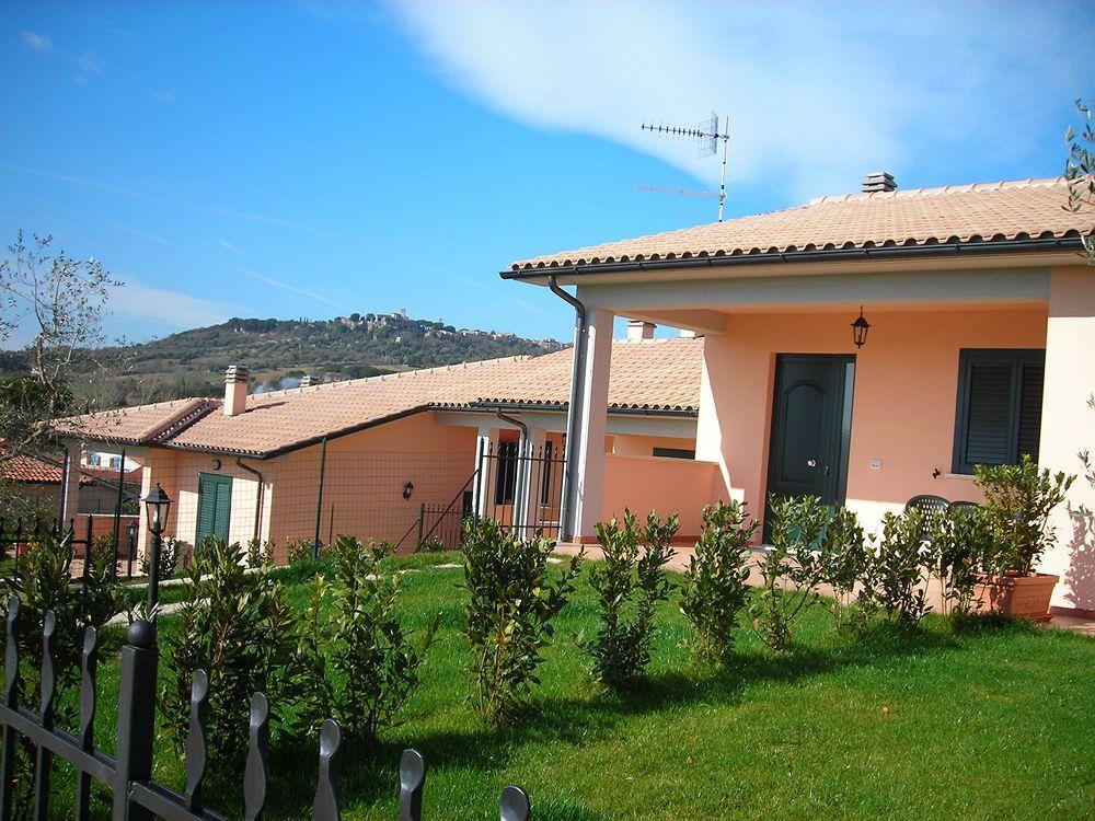 Residence Ai Campi Da Golf Saturnia Exteriér fotografie