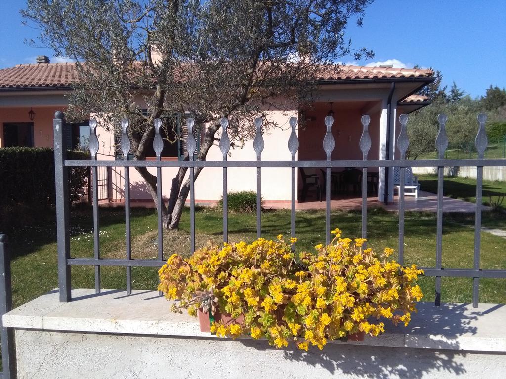Residence Ai Campi Da Golf Saturnia Exteriér fotografie