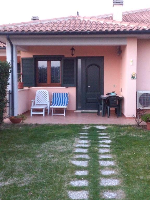Residence Ai Campi Da Golf Saturnia Exteriér fotografie