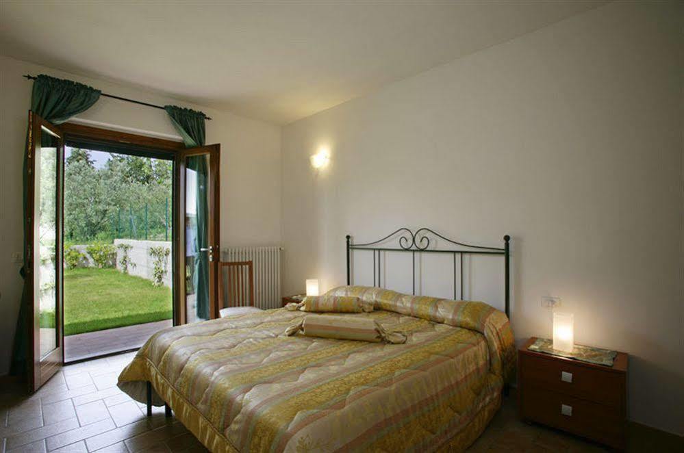 Residence Ai Campi Da Golf Saturnia Exteriér fotografie